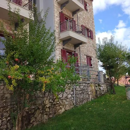 το πέτρινο 5 * Kalavryta